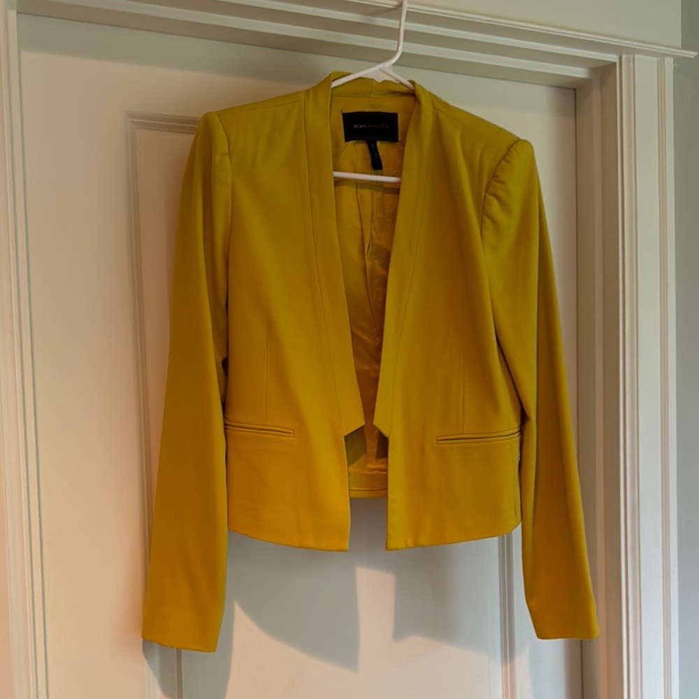 BCBG Yellow Open Front Blazer